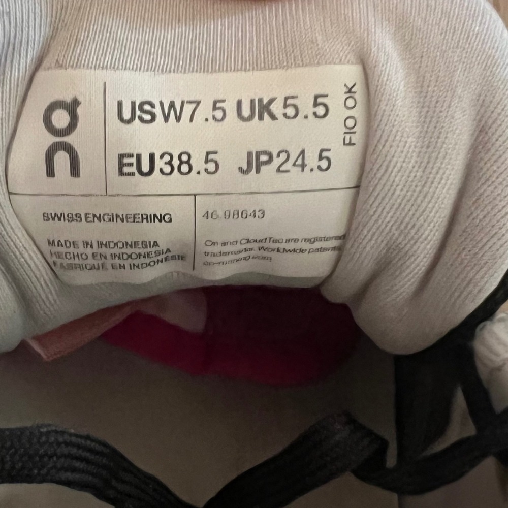 On Cloud Running Cloudrunner Black/Grey Sneakers … - image 8